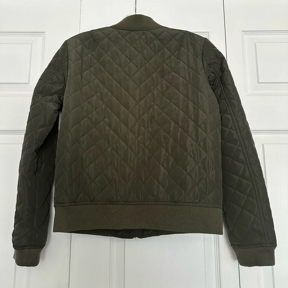 Levi’s Diamond Quilted Bomber Jacket – Women’s Size S – Olive Green